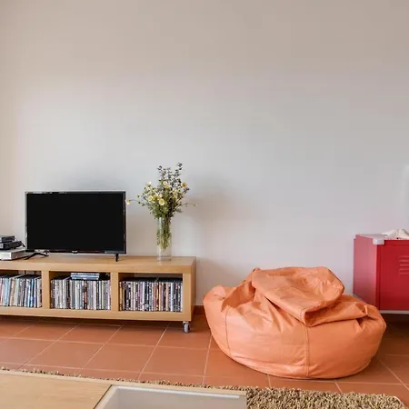 Meia Apartment *