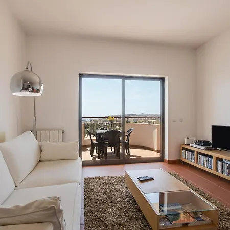 Meia Apartment *